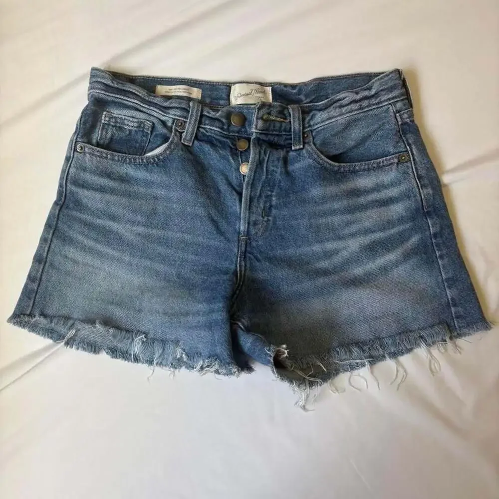 Universal Thread Mid-Rise 90s Baggy Denim Shorts